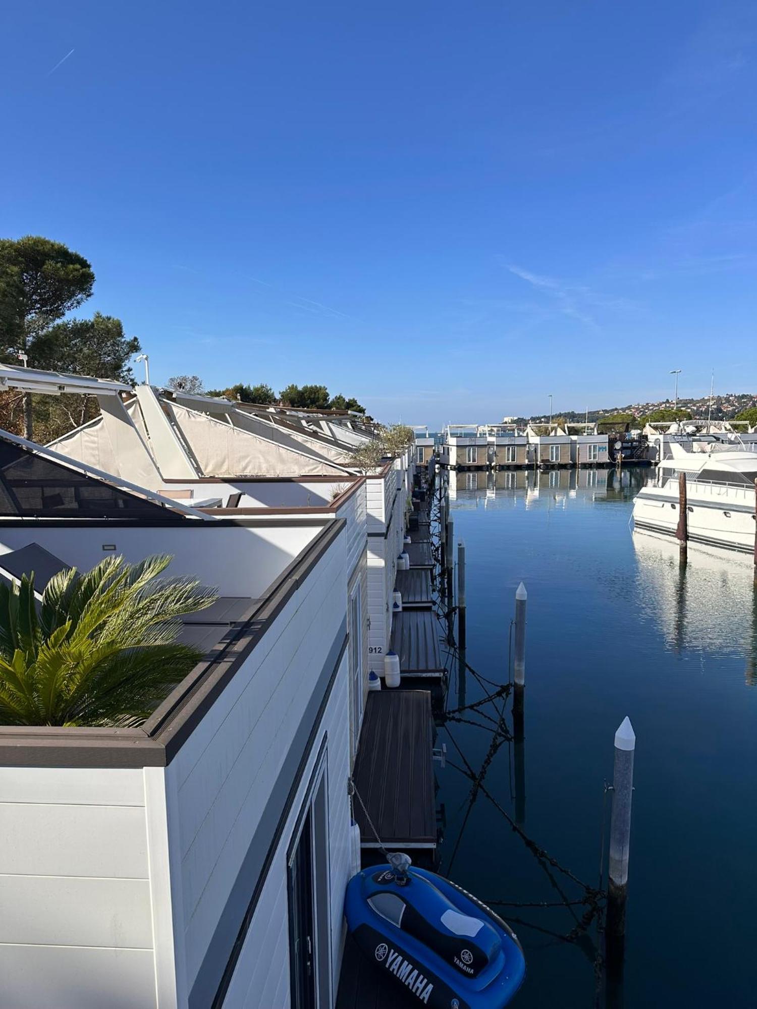 Floating House - Marina Pearl Apartment Portoroz Exterior photo