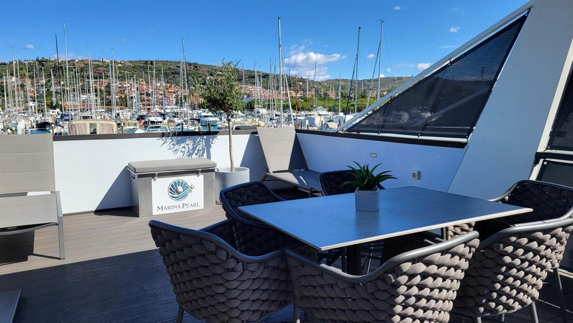 Floating House - Marina Pearl Apartment Portoroz Exterior photo