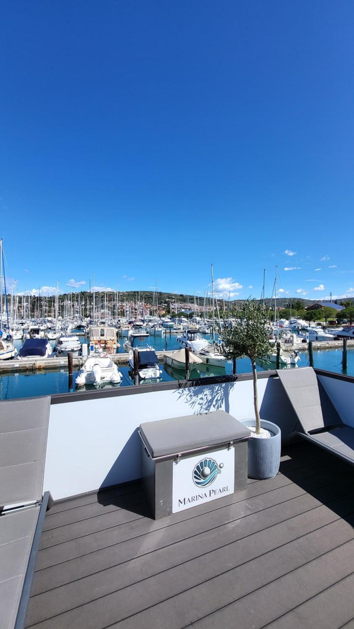 Floating House - Marina Pearl Apartment Portoroz Exterior photo